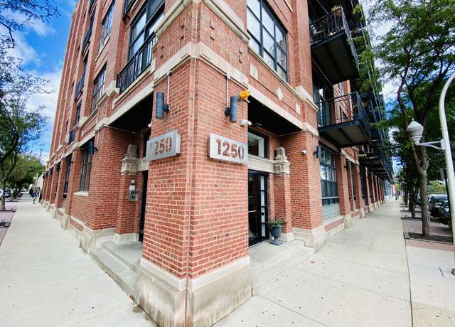 Property at 1250 W Van Buren St #203, Chicago, IL 60607, 2 beds, 1 bath