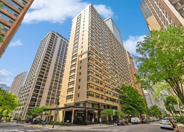 Property at 850 N Dewitt Pl Unit 18A, Chicago, IL 60611, 3 beds, 3 baths