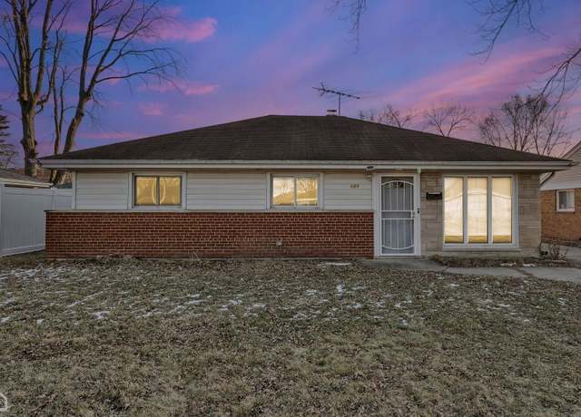 Property at 689 E 155th St, South Holland, IL 60473, 3 beds, 2 baths