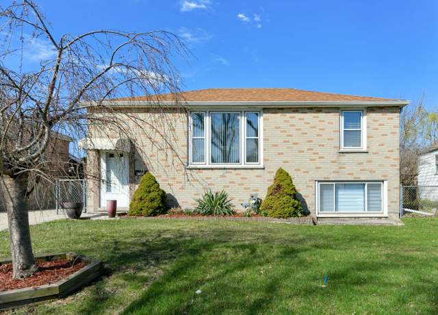 Property at 4702 Wesley Ter, Schiller Park, IL 60176, 3 beds, 2 baths