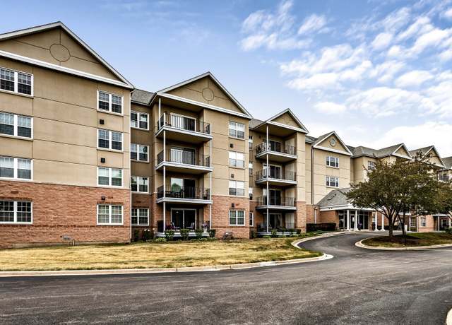 Property at 13750 S Bristlecone Dr #408, Plainfield, IL 60544, 1 bed, 1.5 baths