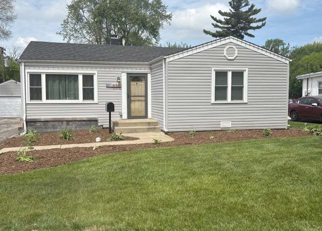 Property at 520 N Wolf Rd, Northlake, IL 60164, 3 beds, 1 bath