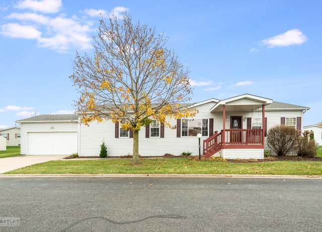 Property at 341 Mallard Ln, Sandwich, IL 60548, 3 beds, 2 baths