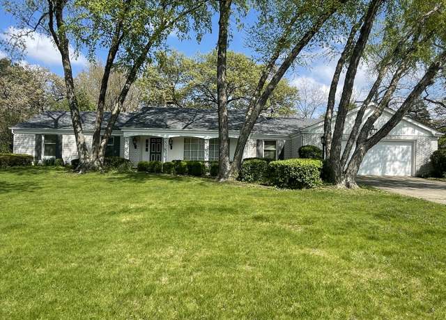 Property at 708 Timberline Dr, Joliet, IL 60431, 3 beds, 2.5 baths