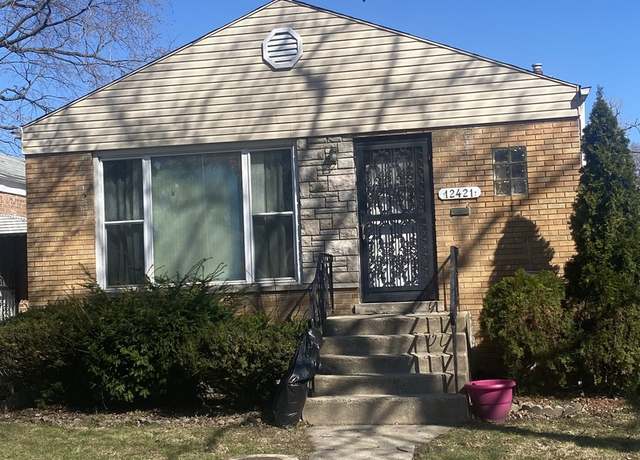 Property at 12421 S Honore St, Calumet Park, IL 60827, 3 beds, 1 bath