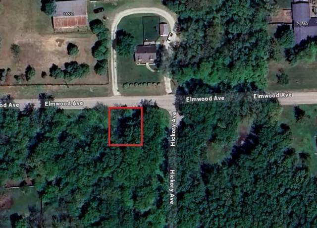 Property at 5 W Elmwood Ave, Wilmington, IL 60481