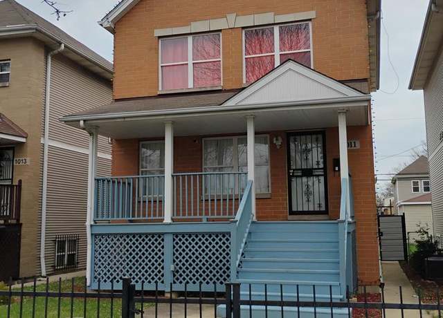 Property at 1011 N Keeler Ave, Chicago, IL 60651, 3 beds, 2.5 baths