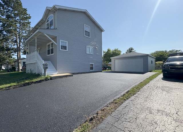 Property at 14602 Beech St, Orland Park, IL 60462, 4 beds, 2.5 baths