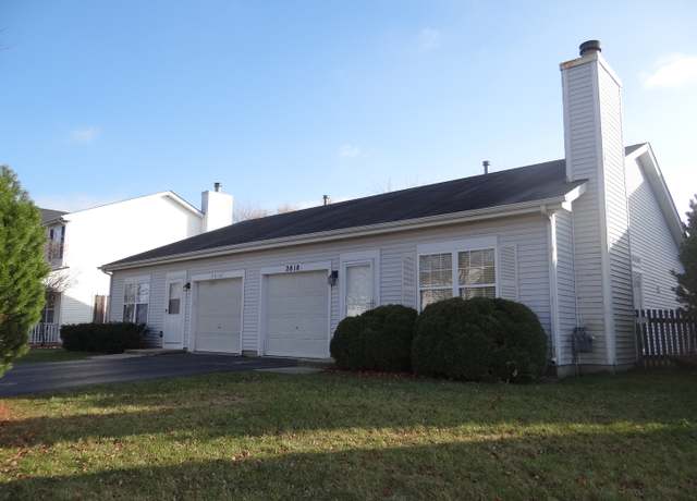 Property at 2818 Alameda Ct, Naperville, IL 60564, 2 beds, 1.5 baths