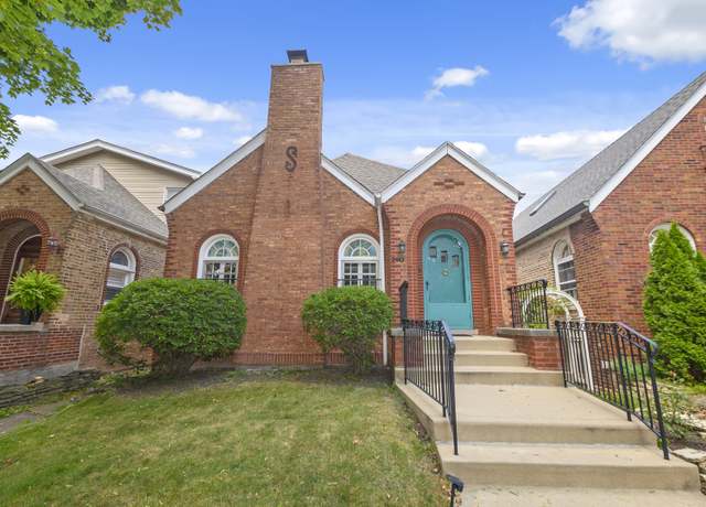 Property at 2612 W 106th Pl, Chicago, IL 60655, 3 beds, 2 baths