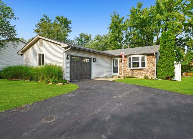 Property at 1760 Lombard Ct, Glendale Heights, IL 60139, 3 beds, 1.5 baths