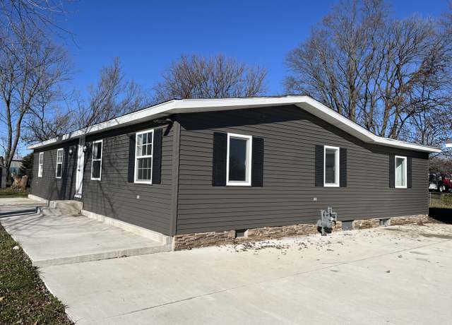 Property at 1351 N 4483rd Rd, Earlville, IL 60518, 3 beds, 1 bath