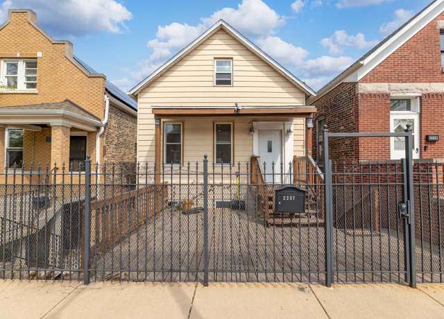 Property at 2237 S Oakley Ave, Chicago, IL 60608, 4 beds, 2.5 baths