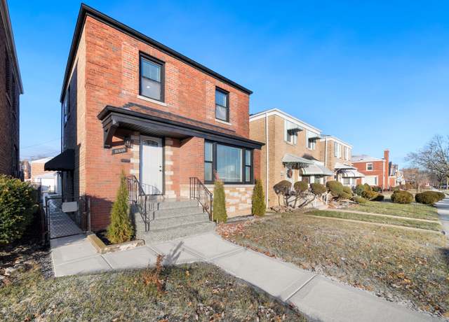 Property at 10806 S Vernon Ave, Chicago, IL 60628, 3 beds, 2.5 baths