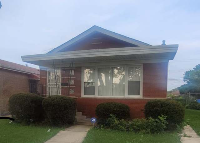 Property at 9117 S Wallace St, Chicago, IL 60620, 4 beds, 1.5 baths