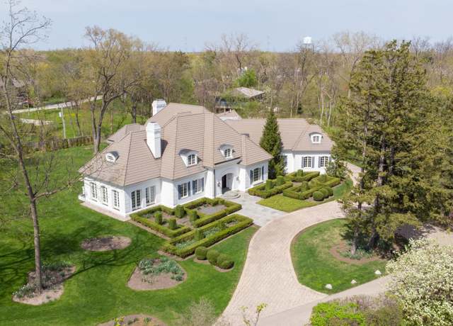 Property at 245 Maple Row, Northfield, IL 60093, 7 beds, 6.5 baths
