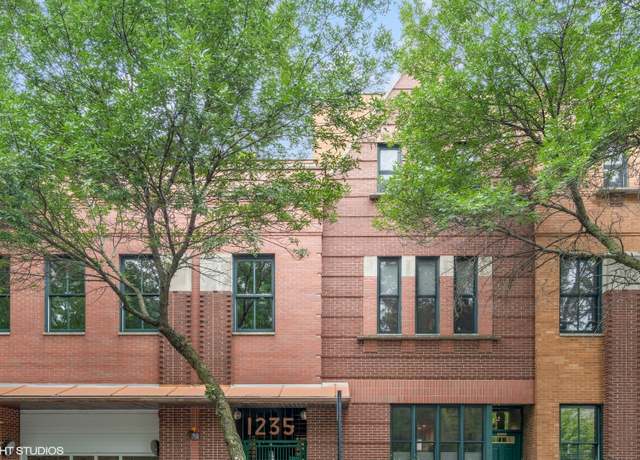 Property at 1235 W George St #215, Chicago, IL 60657, 3 beds, 2 baths