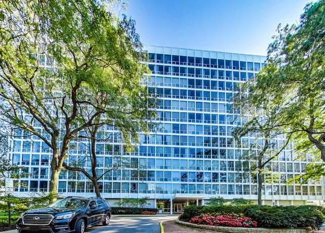Property at 601 E 32nd St Unit 210-211, Chicago, IL 60616, 5 beds, 4 baths