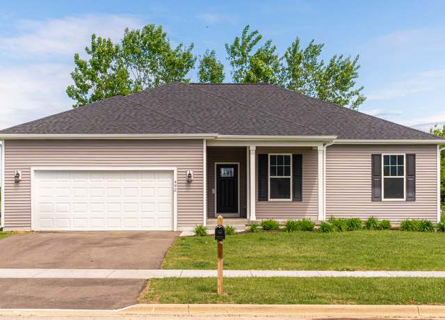 Property at 492 S Hampstead St, Cortland, IL 60112, 4 beds, 2 baths
