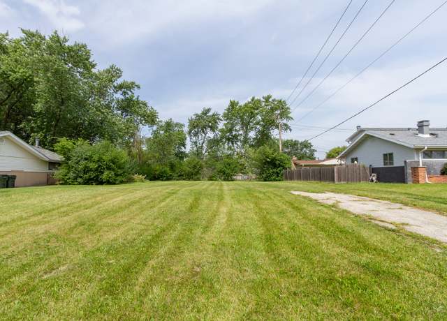 Property at 480 Illinois Blvd, Hoffman Estates, IL 60169