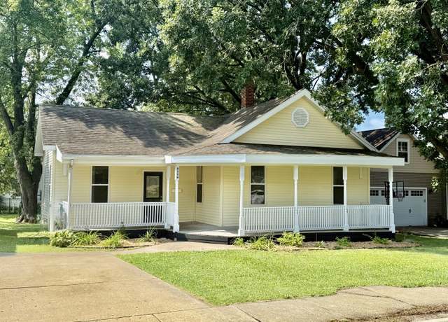 Property at 2116 1st St, Peru, IL 61354, 2 beds, 1.5 baths
