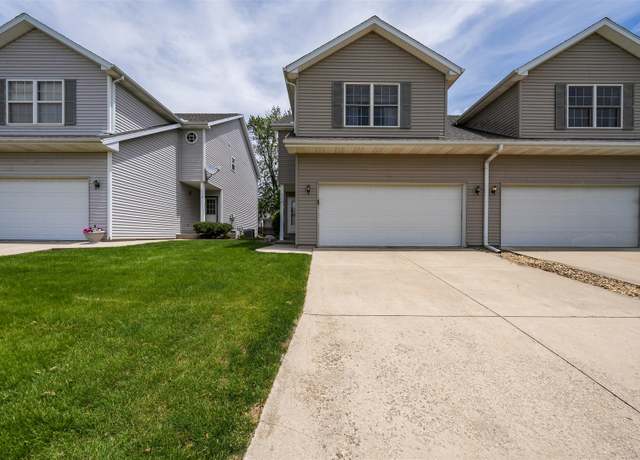 Property at 1114 Doral Dr, Bloomington, IL 61701, 3 beds, 3.5 baths