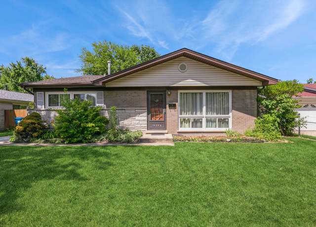 Property at 15246 S Millard Ave S, Midlothian, IL 60445, 3 beds, 1.5 baths