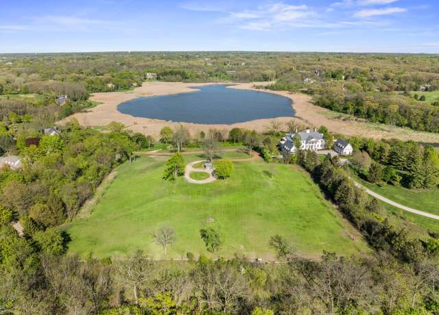 Property at 241 Otis Rd, Barrington, IL 60010