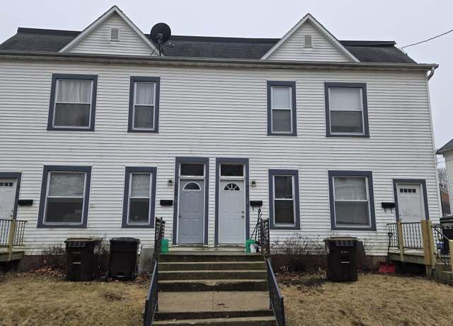 Property at 609-611 W Cottonwood St, Freeport, IL 61032, 8 beds, 4 baths