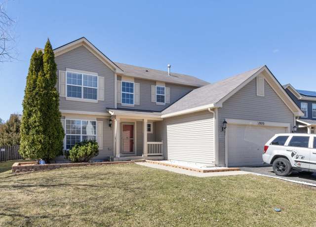 Property at 2930 Heather Ln, Montgomery, IL 60538, 5 beds, 3.5 baths