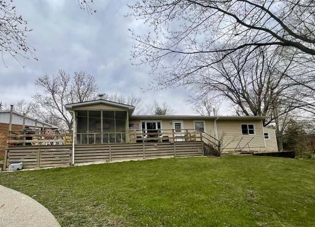 Property at 220 Ocala Dr, Loda, IL 60948, 3 beds, 2 baths