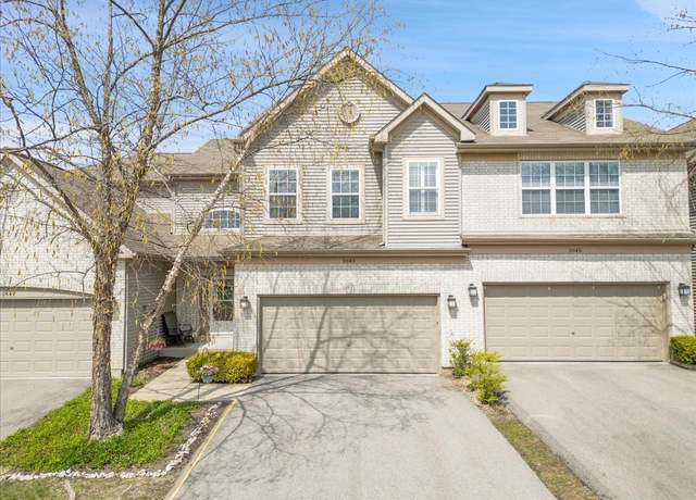 Property at 2643 Granite Ct Unit B, Crystal Lake, IL 60012, 3 beds, 2 baths