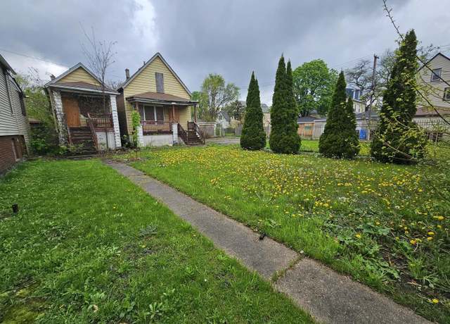 Property at 11920 S Calumet Ave, Chicago, IL 60628, 5 beds, 2 baths