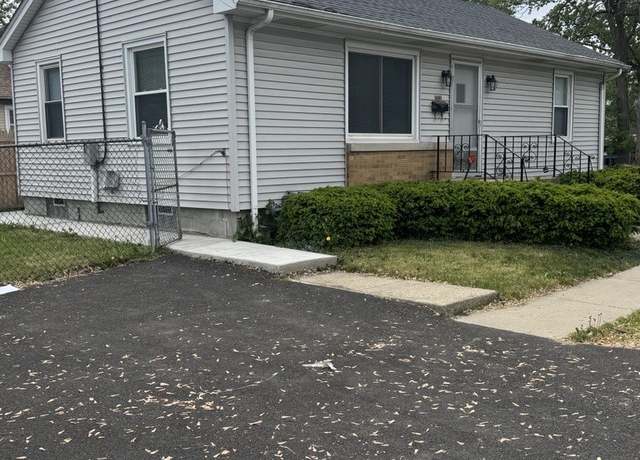 Property at 1600 Elgin Ave, Joliet, IL 60432, 2 beds, 1 bath