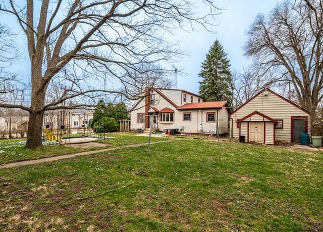 Property at 11425 259th Ave, Trevor, WI 53179, 4 beds, 2 baths