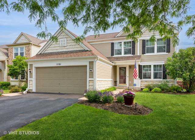 Property at 1101 Annandale Dr, Elgin, IL 60123, 4 beds, 3 baths