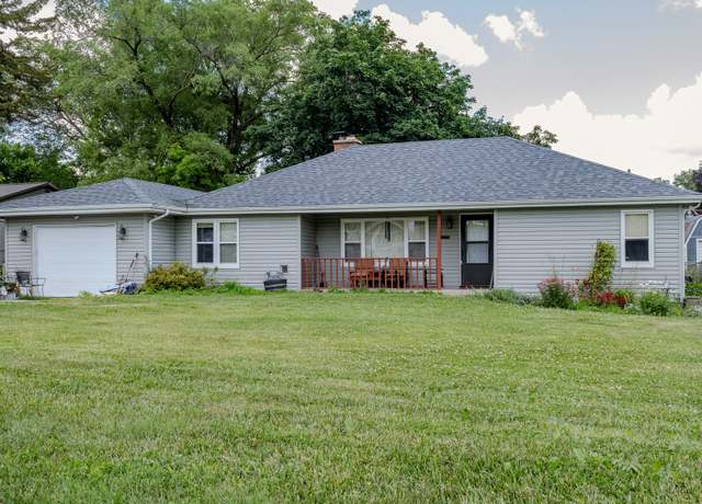 Property at 17848 W Fairfield Ln, Grayslake, IL 60030, 3 beds, 1 bath