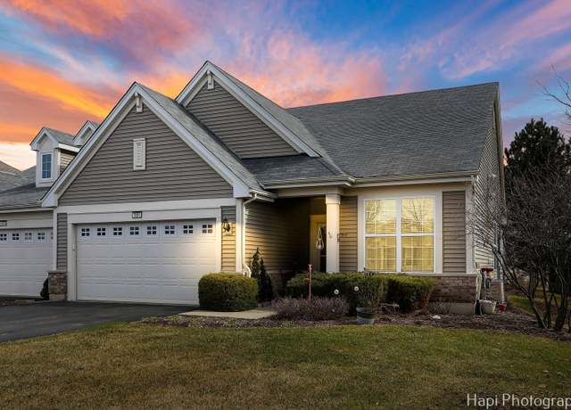 Property at 1561 Francis Dr, Pingree Grove, IL 60140, 2 beds, 2 baths