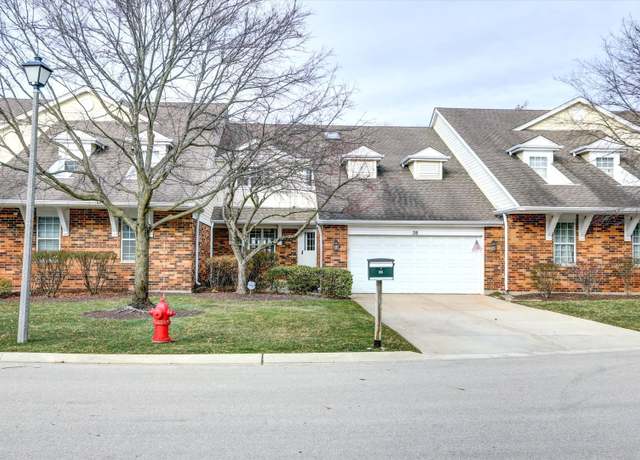 Property at 28 Caribou Xing, Northbrook, IL 60062, 3 beds, 2.5 baths