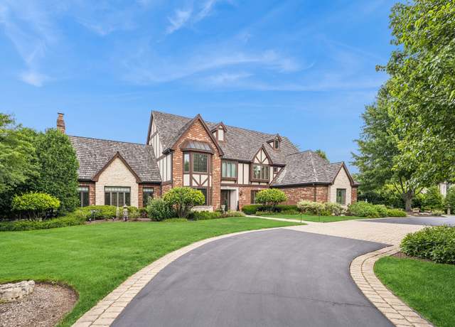 Property at 1400 Arbor Ln, Lake Forest, IL 60045, 5 beds, 5 baths