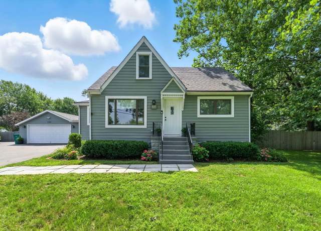 Property at 14318 Mccarthy Rd, Lemont, IL 60439, 3 beds, 2 baths
