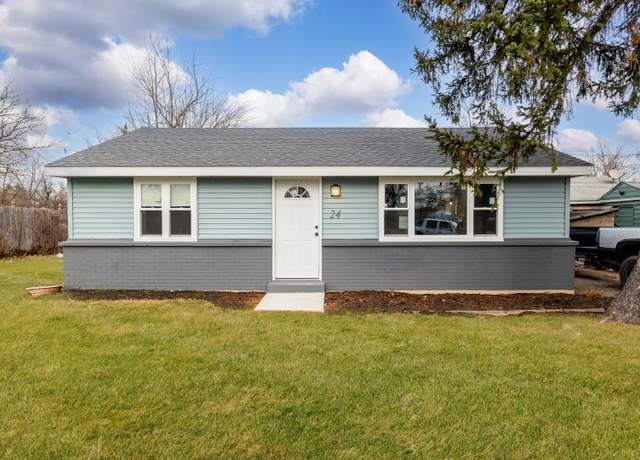 Property at 24 Sauk Trl, Park Forest, IL 60466, 2 beds, 1 bath
