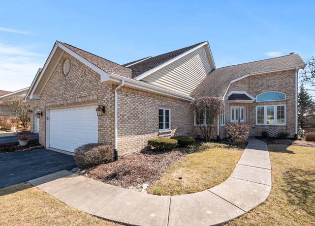 Property at 10447 Songbird Cir, Orland Park, IL 60467, 3 beds, 2.5 baths