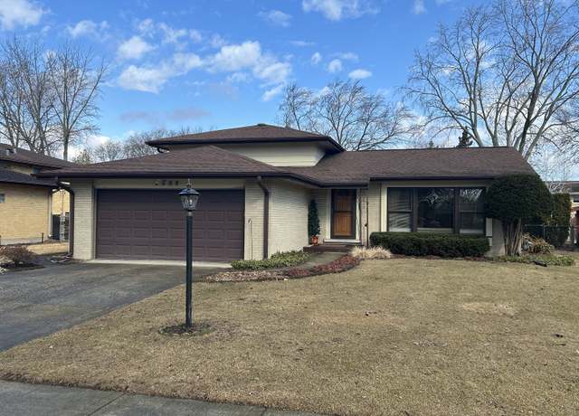 Property at 2008 E Woodview Dr, Mount Prospect, IL 60056, 4 beds, 2.5 baths