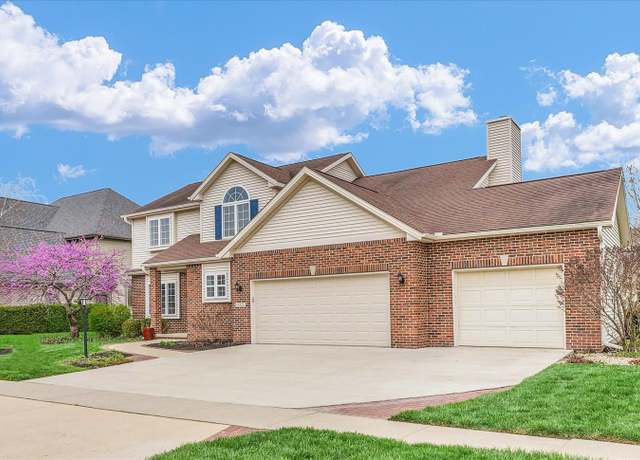 Property at 4321 Crossgate Dr, Champaign, IL 61822, 4 beds, 2.5 baths