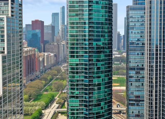 Property at 1201 S Prairie Ave #2403, Chicago, IL 60605, 3 beds, 2 baths