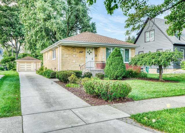 Property at 9026 Roach Ave, Brookfield, IL 60513, 2 beds, 2 baths