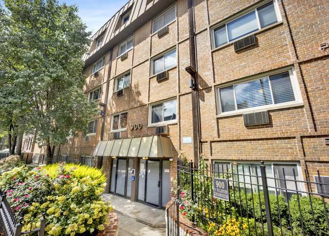 Property at 900 W Fullerton Ave Unit 2J, Chicago, IL 60614, 2 beds, 2 baths