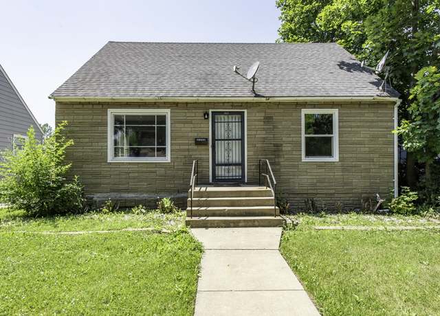 Property at 2312 Horeb Ave, Zion, IL 60099, 4 beds, 1 bath