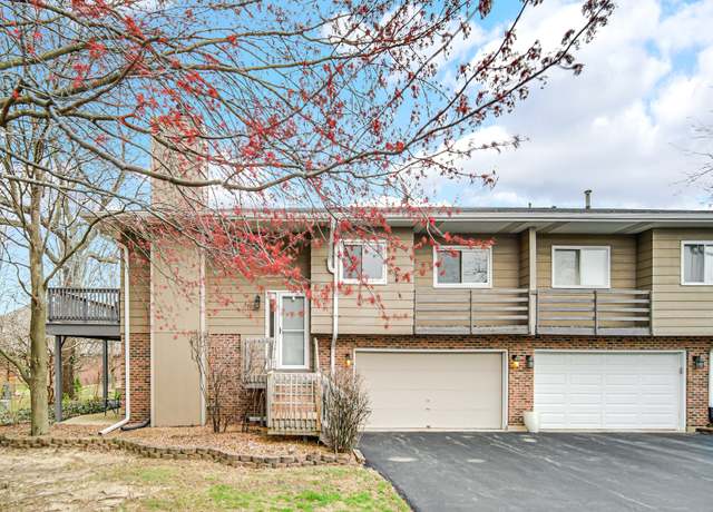 Property at 647 Johnson Ave, Frankfort, IL 60423, 2 beds, 2 baths